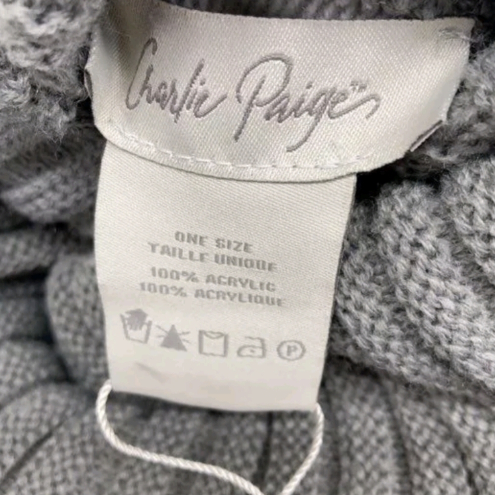 Charlie Paige Women's White And Gray Poncho One Size NWT MSRP $49.95 - Picture 4 of 5